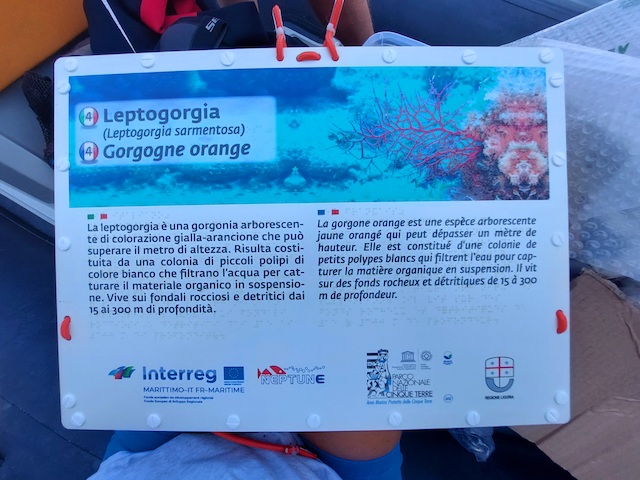 Braille underwater paths in Riomaggiore and Vernazza